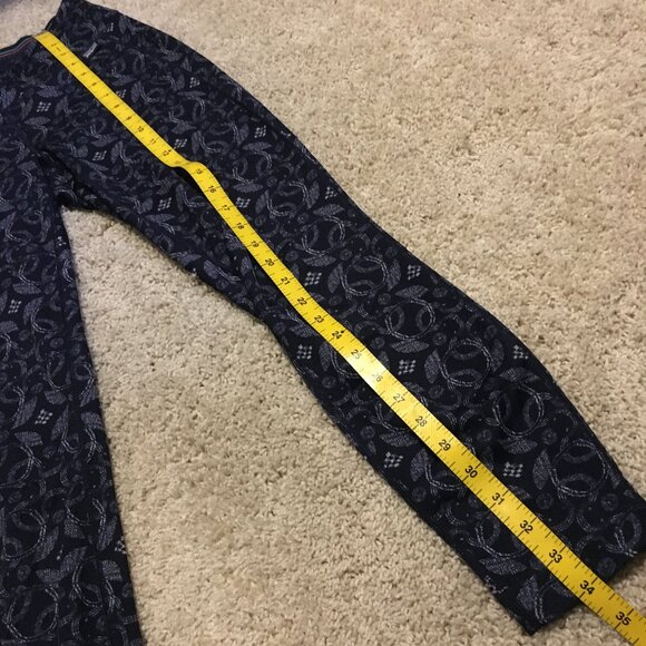 Patagonia Tribal Lace Pattern Capilene Baselayer Leggings - Picture 11 of 14